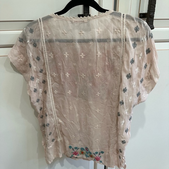 Johnny Was Austina Embroidered Blouse - Picture 4 of 6